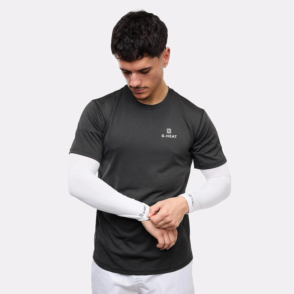 Manchette rafraîchissante G-Heat blanches porté