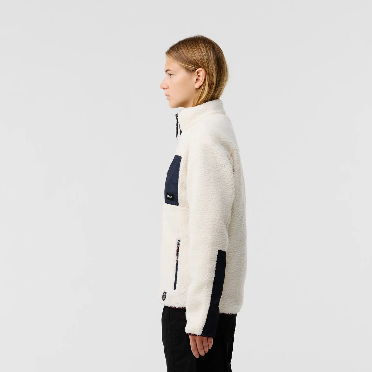 Polaire outdoor chauffante blanche profil